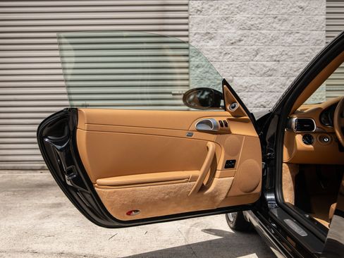 Used 2008 Porsche 911 Carrera S image 26