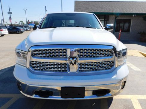 Used 2018 RAM 1500 Laramie image 4