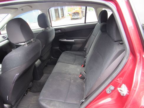 Used 2016 Subaru Impreza 2.0i Premium Hatchback AWD/4WD image 12