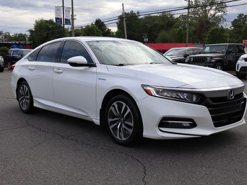 Used 2018 Honda Accord EX-L Hybrid image 10