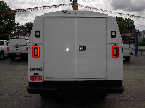 Used 2020 Chevrolet Express 3500 UNAVAIL RWD image 6