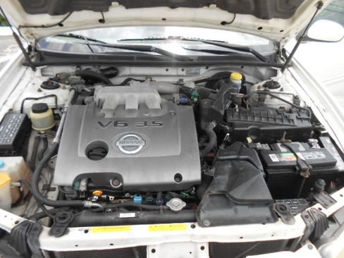 Used 2002 Nissan Maxima SE FWD image 17
