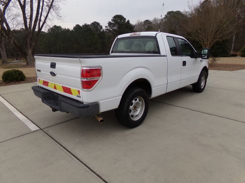 Used 2010 Ford F150 XL image 5
