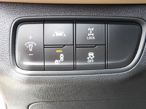 Used 2020 Hyundai Santa Fe SEL image 10