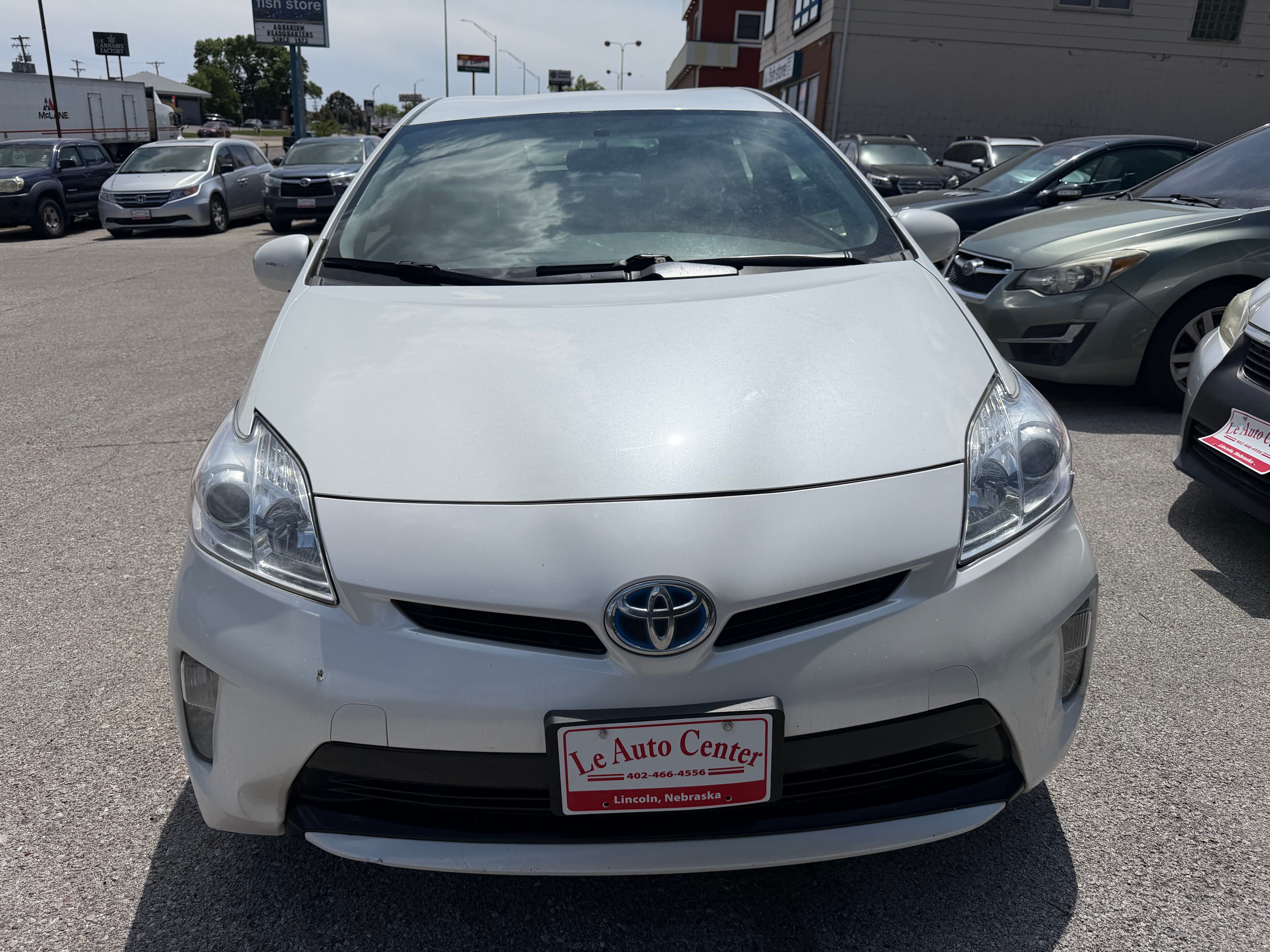 Used 2015 Toyota Prius Two Hatchback 4D FWD image 3