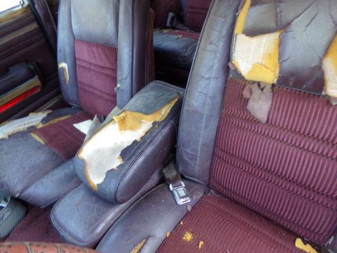 Used 1988 Jeep Grand Wagoneer image 20