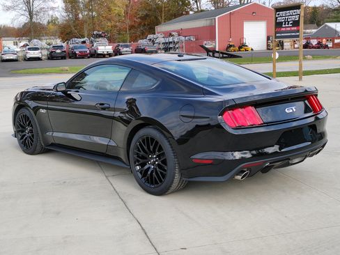 Used 2016 Ford Mustang GT Premium image 4