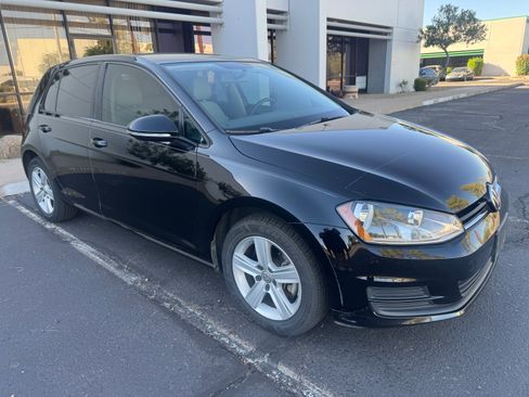 Used 2015 Volkswagen Golf TDI S image 7