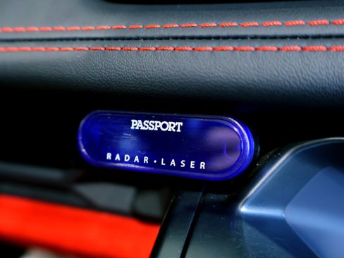 Used 2017 Lamborghini Huracan LP 580-2 image 32