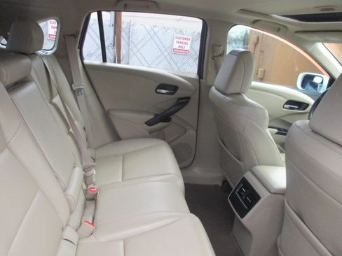 Used 2016 Acura RDX w/ Technology Package FWD image 13