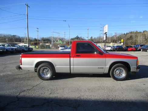 Used 1993 Chevrolet S10 Pickup LS image 5