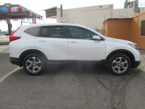 Used 2019 Honda CR-V AWD EX image 2
