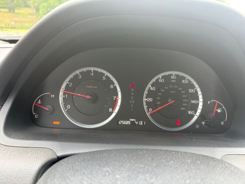 Used 2009 Honda Accord EX-L V6 Sedan image 16