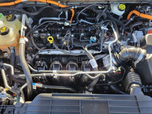 Used 2021 Ford Escape SE image 23