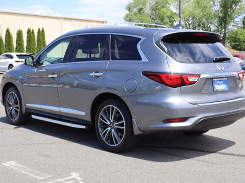 Used 2018 INFINITI QX60 w/ Premium Plus & Theater Pkgs AWD/4WD image 6
