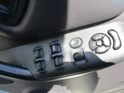 Used 2001 Jeep Cherokee 4WD Sport 4-Door image 18