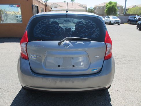 Used 2015 Nissan Versa Note SV w/ Sport Value Package FWD image 7