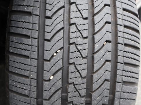 Used 2018 Ford Explorer Platinum image 35