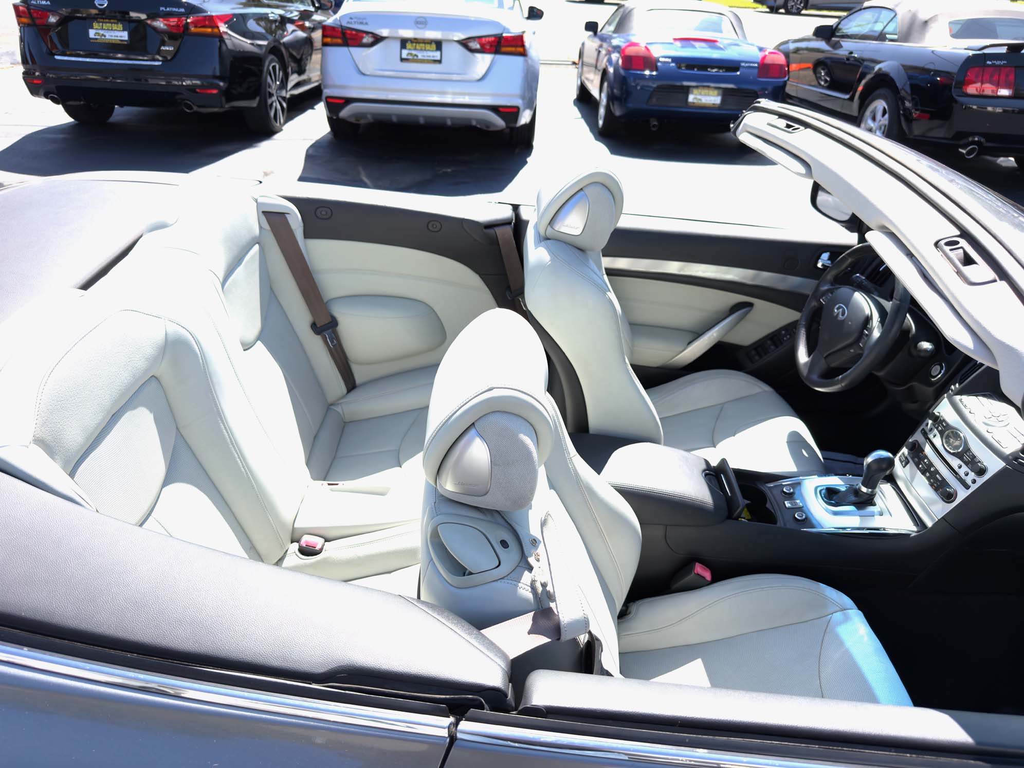 Used 2014 INFINITI Q60 Convertible RWD image 39