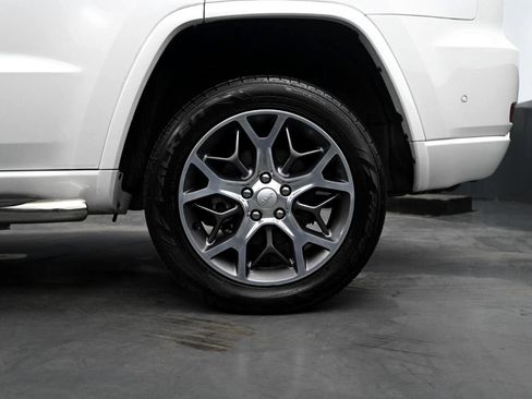 Used 2021 Jeep Grand Cherokee Overland image 13