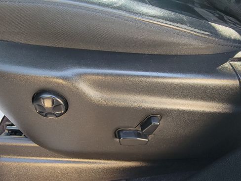 Used 2018 Dodge Durango GT image 11