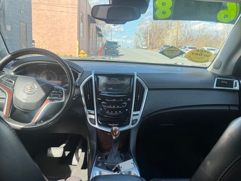 Used 2015 Cadillac SRX Luxury AWD/4WD image 7