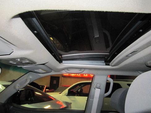 Used 2004 Toyota 4Runner 4WD image 16