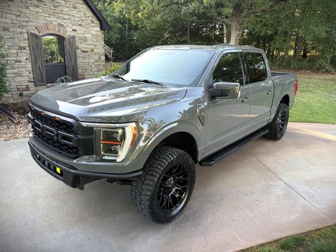 Used 2021 Ford F150 4x4 SuperCrew Lariat image 1