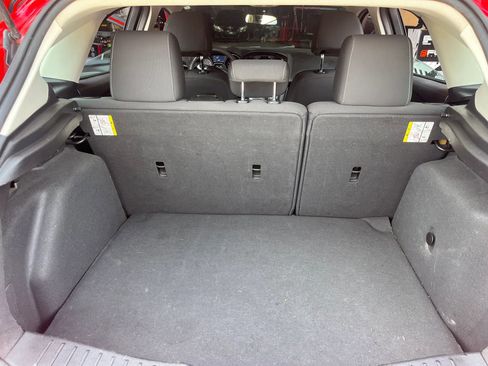 Used 2014 Ford Focus SE FWD image 17