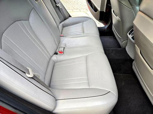 Used 2015 Hyundai Genesis 3.8 image 40