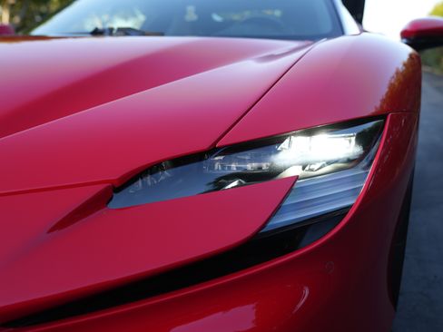 Used 2021 Ferrari SF90 Stradale image 5