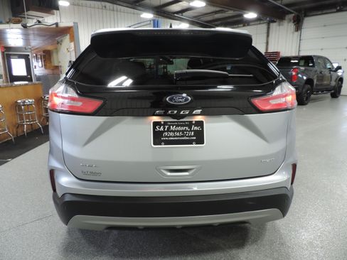 Used 2024 Ford Edge SEL image 18
