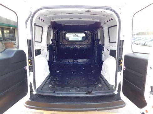 Used 2019 RAM ProMaster City Tradesman image 7