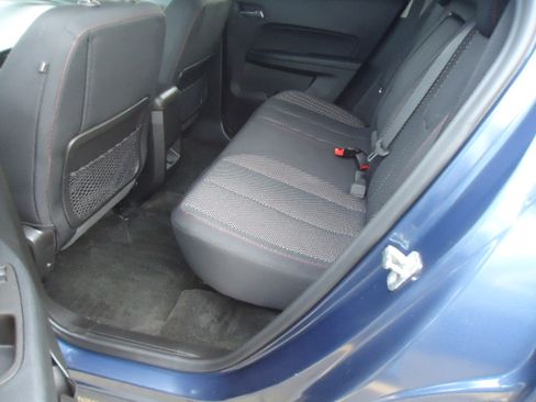 Used 2017 Chevrolet Equinox LT image 7