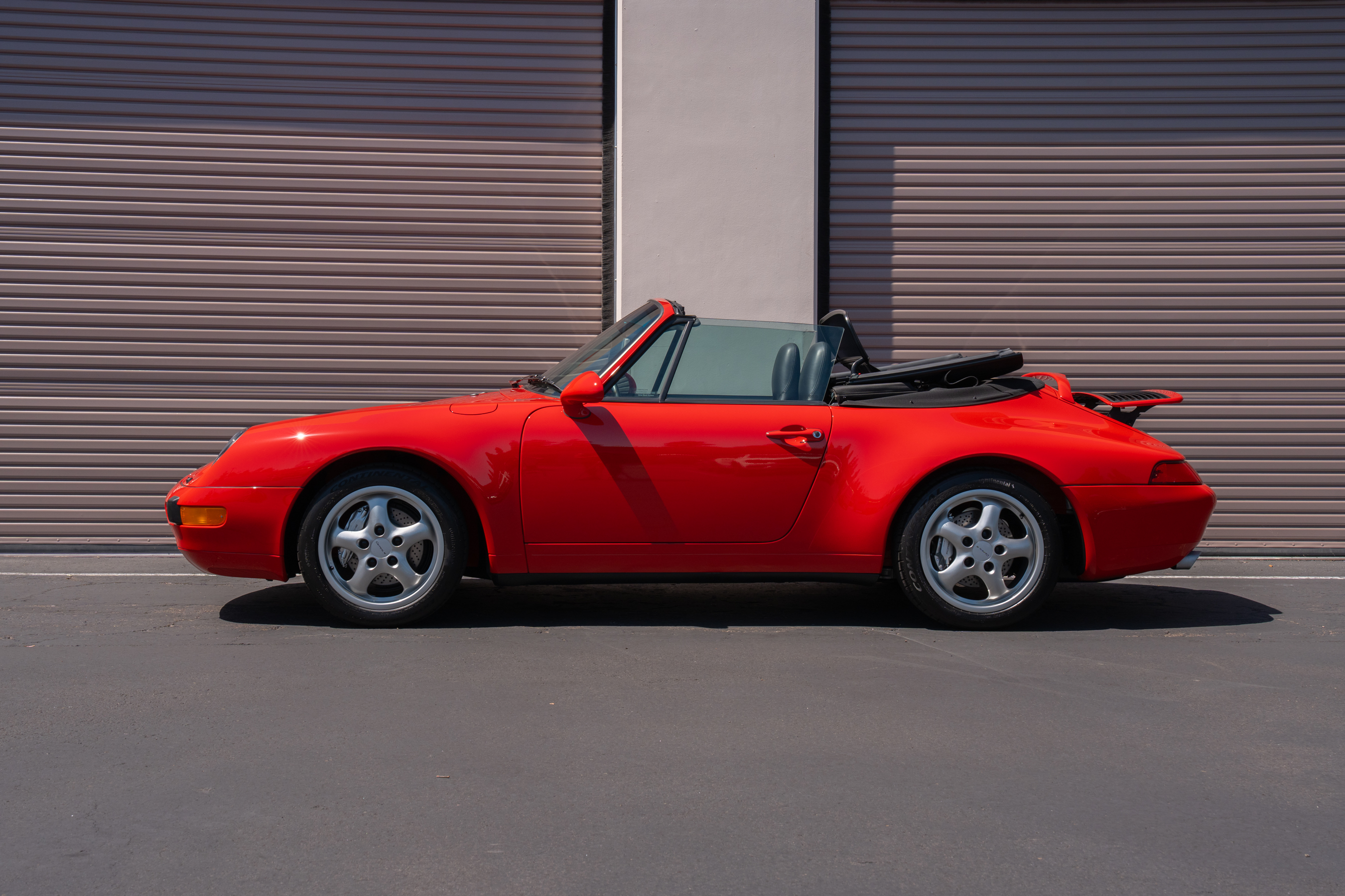 Used 1996 Porsche 911 Carrera 4 Cabriolet AWD/4WD image 30
