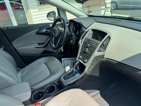 Used 2017 Buick Verano Sport Touring FWD image 12