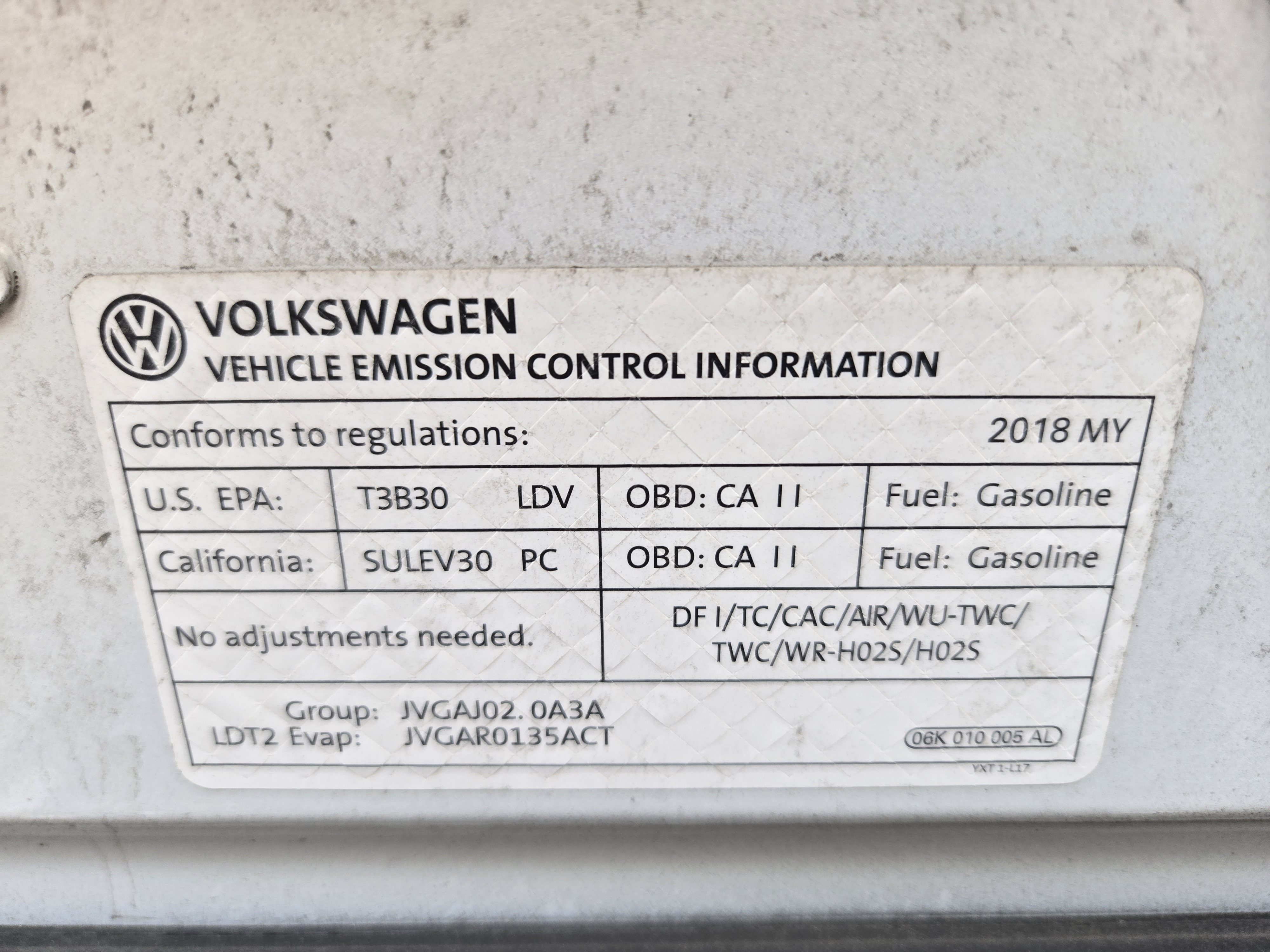 Used 2018 Volkswagen Tiguan FWD S image 34
