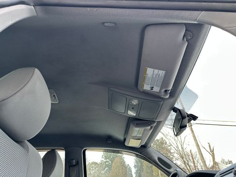 Used 2013 Toyota Tacoma image 15