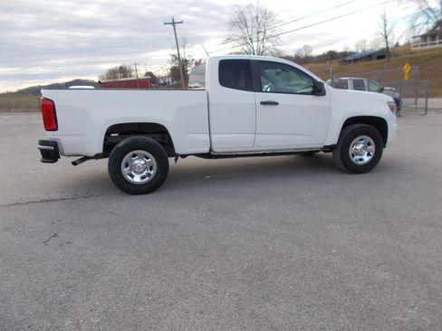 Used 2015 Chevrolet Colorado W/T image 4