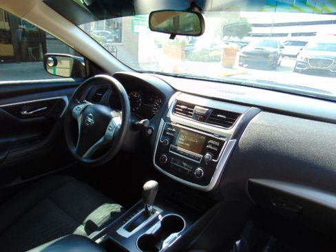 Used 2018 Nissan Altima 2.5 S image 26