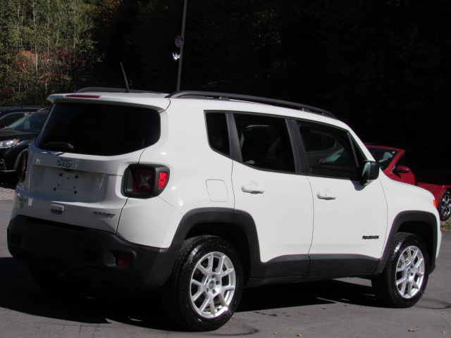 Used 2019 Jeep Renegade 4WD Sport image 9