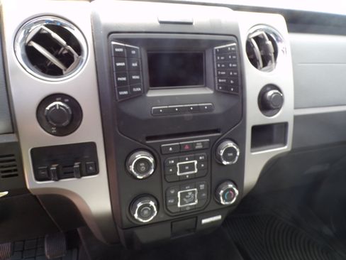 Used 2014 Ford F150 XLT image 12