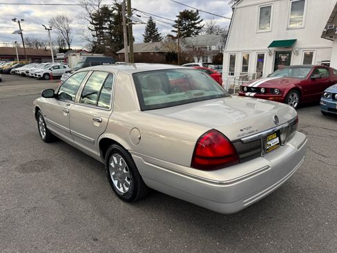 Used 2008 Mercury Grand Marquis LS image 31