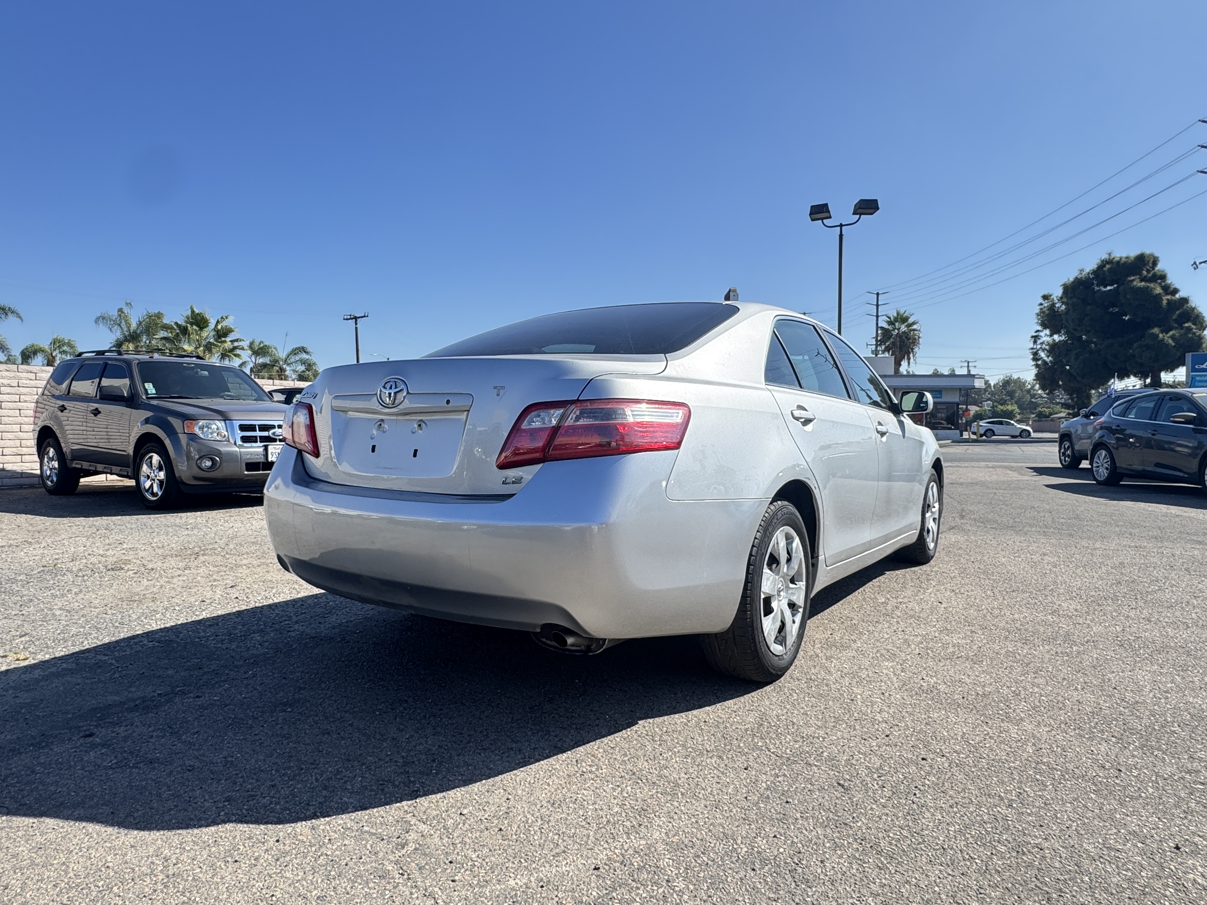 Used 2007 Toyota Camry LE FWD image 7