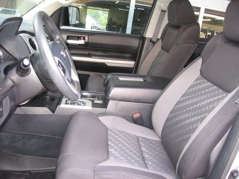 Used 2020 Toyota Tundra SR5 image 6