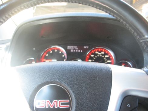 Used 2012 GMC Acadia SL image 10