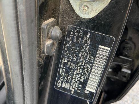 Used 2016 Hyundai Accent SE image 23