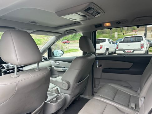 Used 2014 Honda Odyssey EX-L image 11
