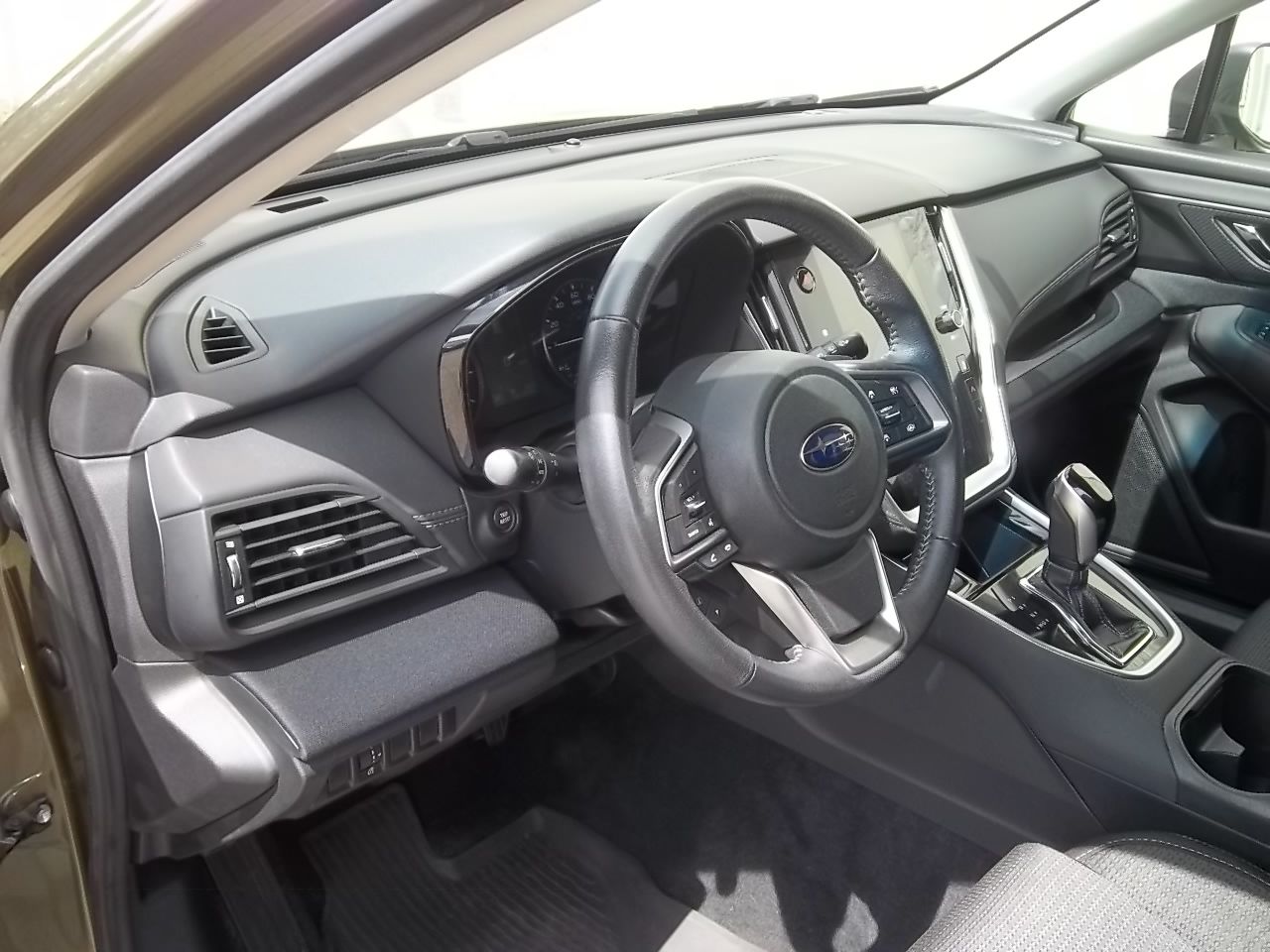 Used 2020 Subaru Outback Premium AWD/4WD image 21