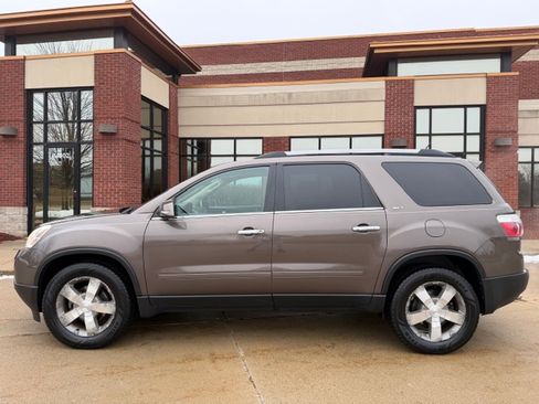 Used 2011 GMC Acadia SLT image 6